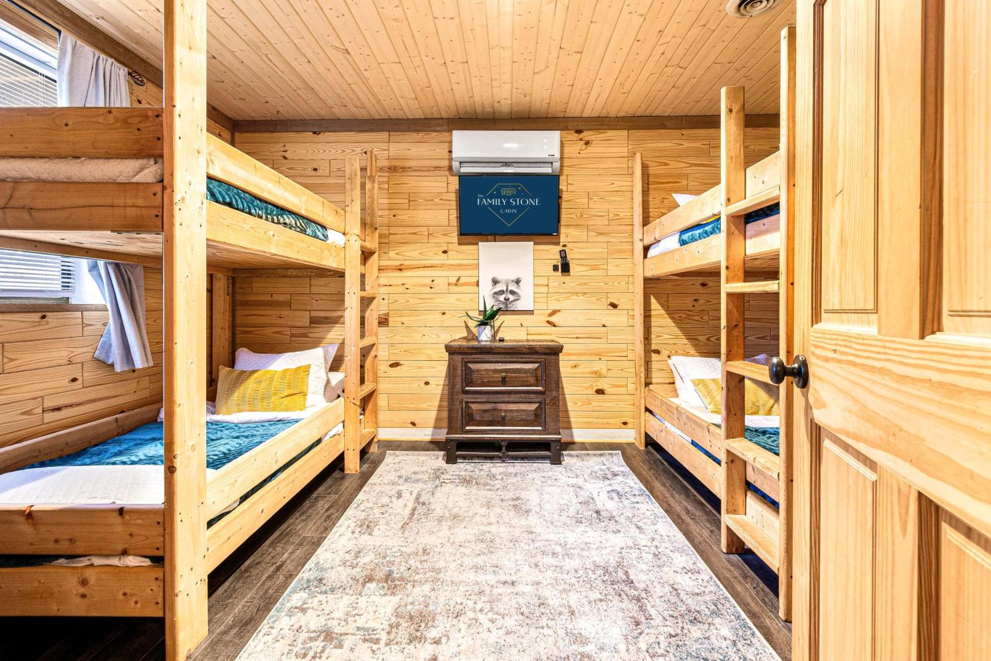 The Family Stone Luxe Cabin Sleeps 12 Hot Tub Dogfriendly Dollywood Pigeon Forge Dış mekan fotoğraf